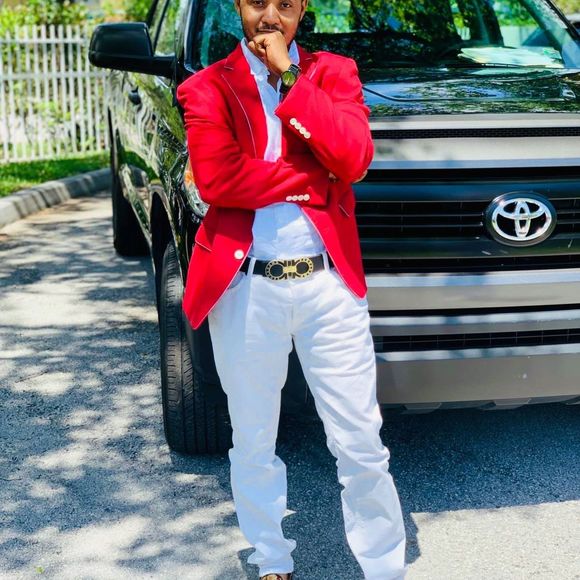 Meet your Posher, Jeannot - Picture 1 of 1